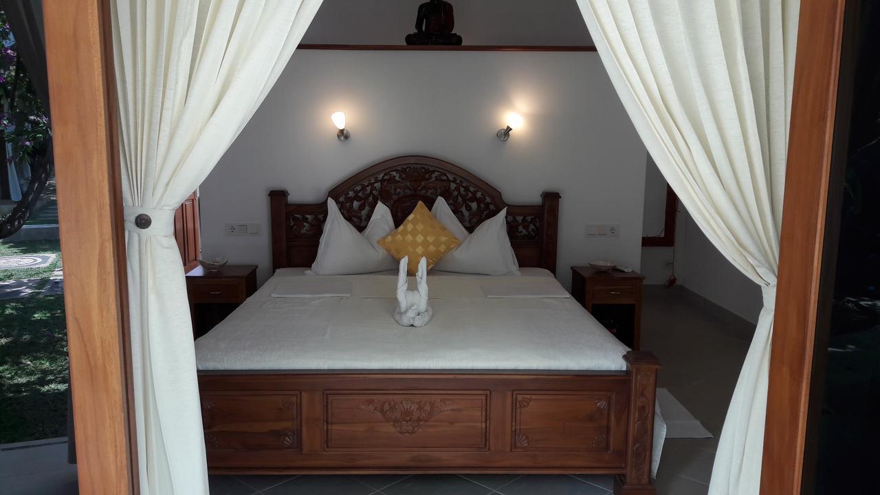 Villa Jakaranda And Villa Marakuya โลวินา ภายนอก รูปภาพ