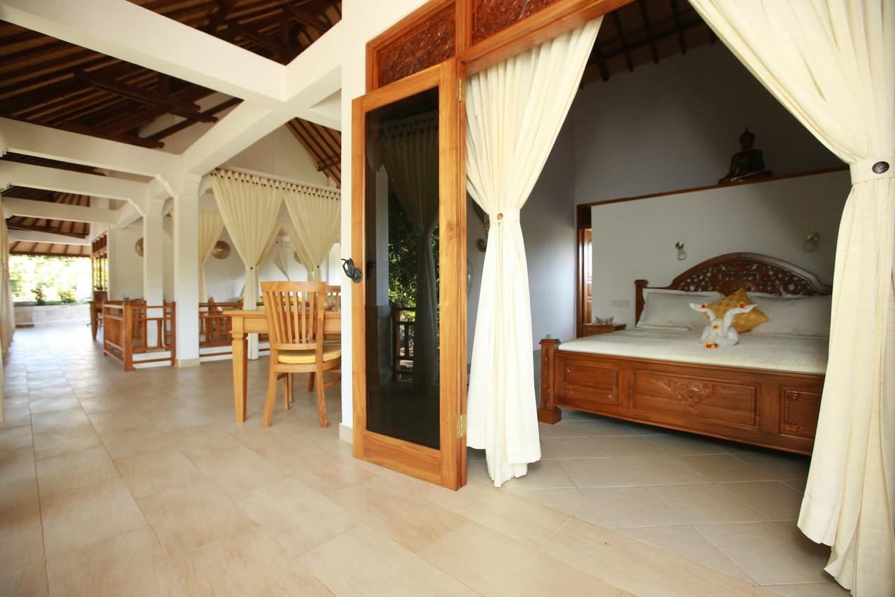 Villa Jakaranda And Villa Marakuya โลวินา ภายนอก รูปภาพ