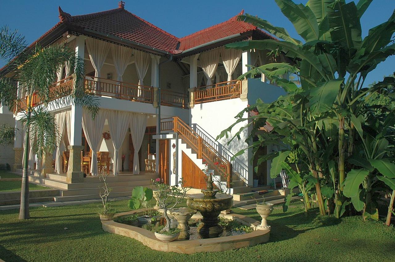 Villa Jakaranda And Villa Marakuya โลวินา ภายนอก รูปภาพ
